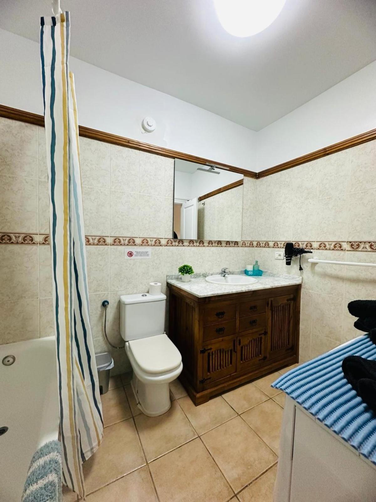 Beach Paradise Apartment Адехе Екстер'єр фото